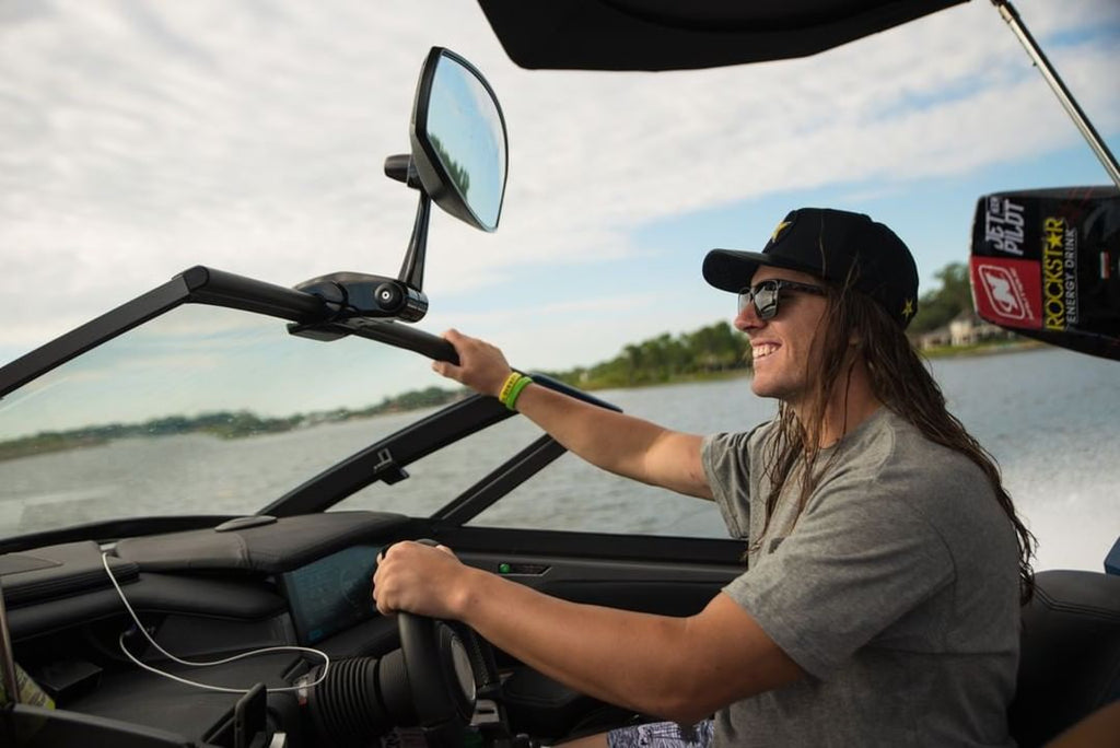 What is the difference between Polarized and NonPolarized Sunglasses?