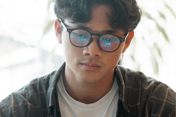 What are Blue Lights Glasses? Are They Really Worth It?